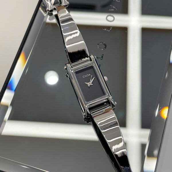 Women's High-looking Bracelet Art Watch - Image 3